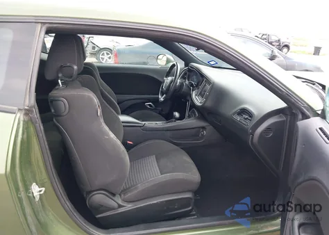 2021 Dodge Challenger Gt z USA, uszkodzony, nr VIN 2C3CDZJG6MH567689